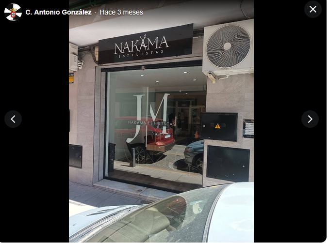 Fachada de Nakama Estilistas en Albolote